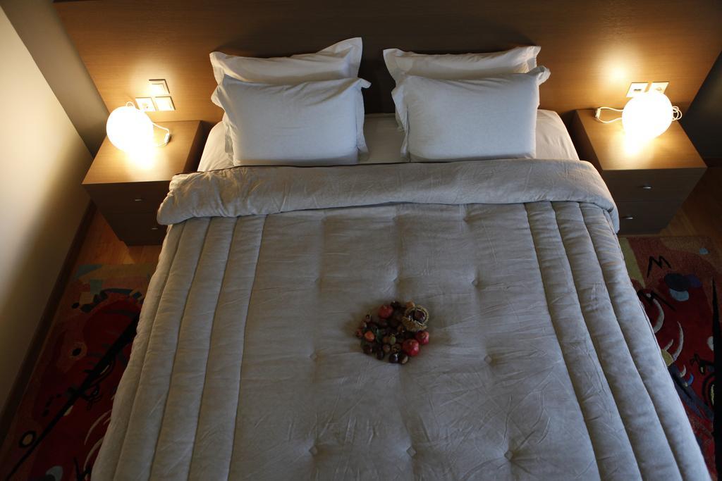 אדסה Aigai Hotel מראה חיצוני תמונה